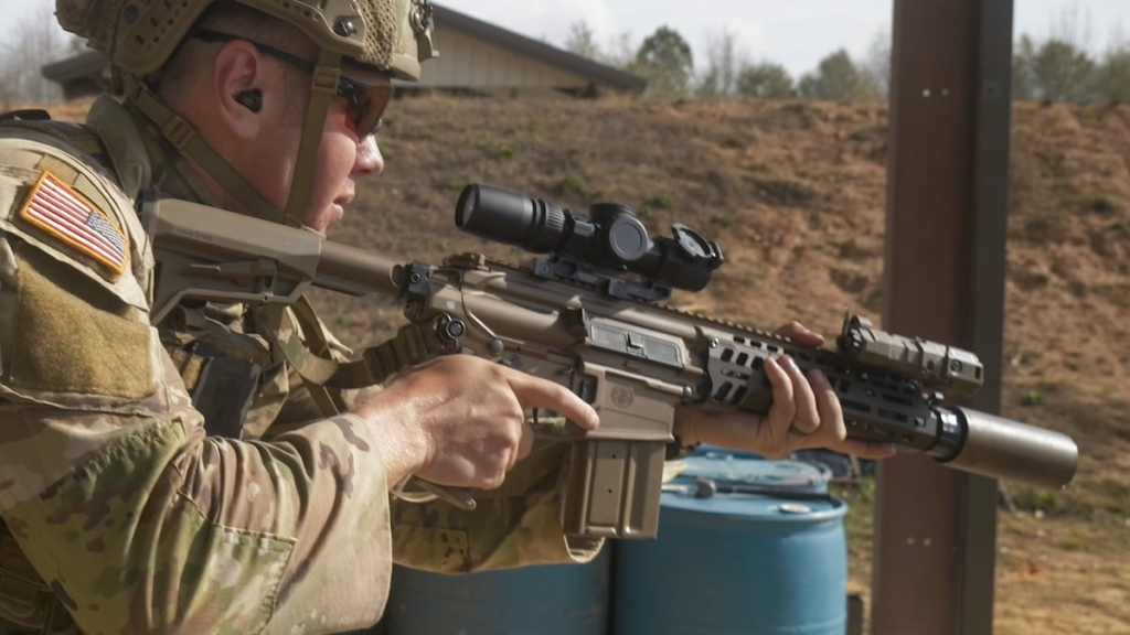 Army receives first batch of XM8 carbines set to replace M4A1s