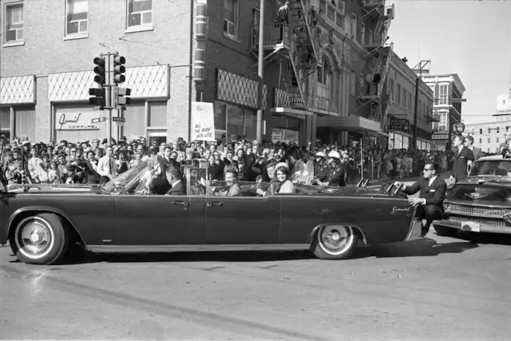 Secret Service agent who shielded Kennedy laid to rest at Arlington in ‘full circle’ moment Secret Service agent who shielded Kennedy laid to rest at Arlington in ‘full circle’ moment