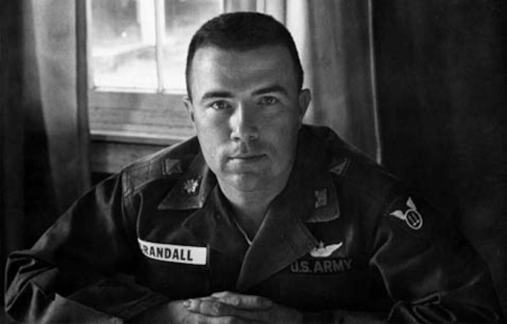 Medal of Honor recipient Bruce Crandall, whose heroism was chronicled in ‘We Were Soldiers Once,’ dies at 93 Medal of Honor recipient Bruce Crandall, whose heroism was chronicled in ‘We Were Soldiers Once,’ dies at 93