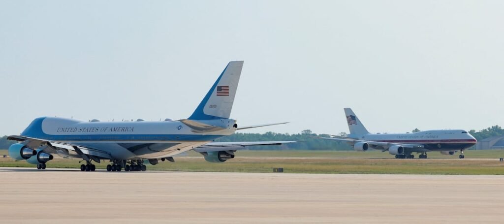 Trump flies old Air Force One out of Turkey, switches to new jet in Britain for trip home Trump flies old Air Force One out of Turkey, switches to new jet in Britain for trip home