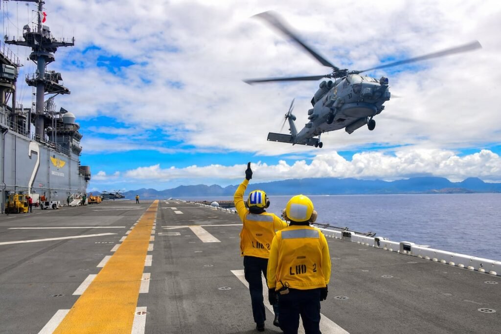 US Navy tests AI-powered submarine hunter US Navy tests AI-powered submarine hunter