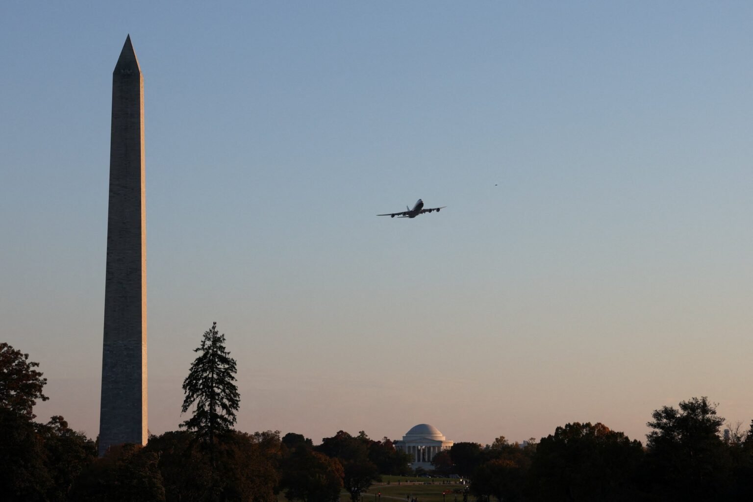 Low-altitude Air Force One Halloween flyover rattles DC residents